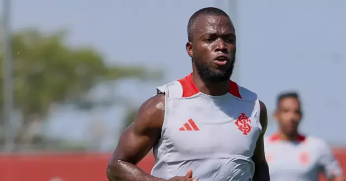 Enner Valencia: Lesão, Críticas e Futuro Incerto no Internacional