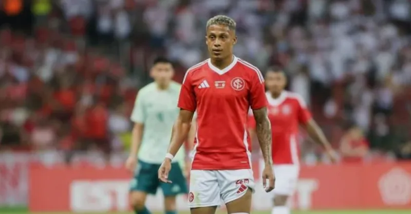 Vitinho e Inter: Renovação Surpreendente Até 2026 Revelada