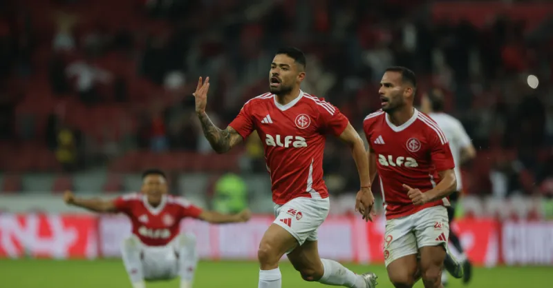 Internacional vs. Vitória: Roger Machado Revela Desempenho Inesperado