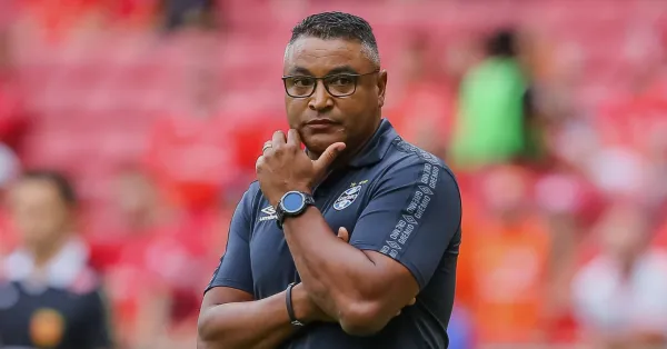Inter: Roger Machado Revela Plano para Blindar Defesa e Subir na Tabela