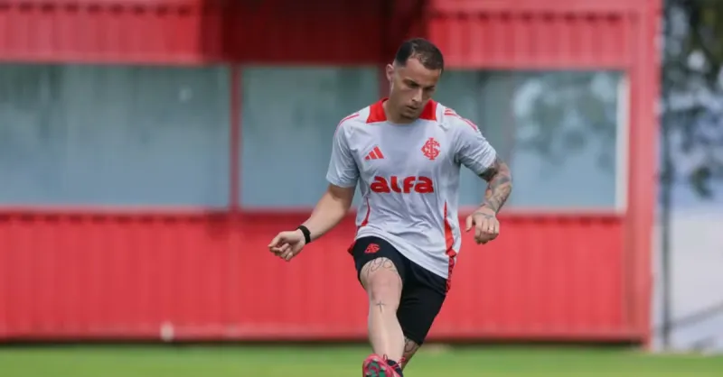 Bruno Gomes de Volta: Lateral ou Volante? O Dilema que Pode Mudar o Inter