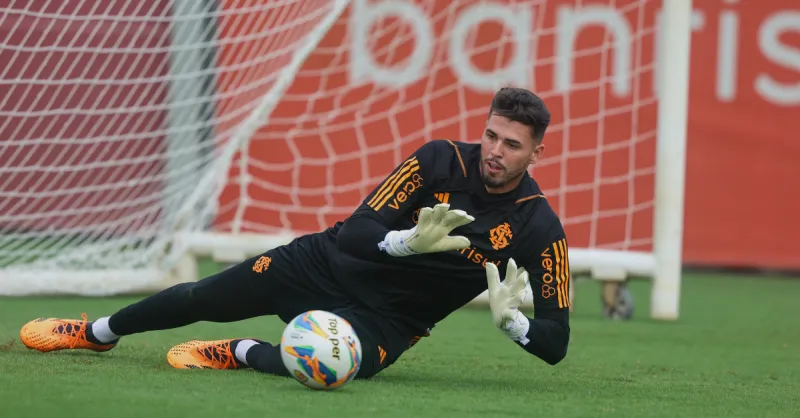 Inter: Ivan Titular? Entenda a Mudança no Gol Após Falhas de Anthoni