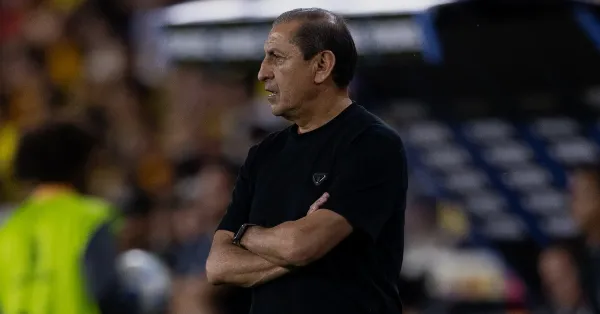 Ramón Díaz e a Busca por Equilíbrio: Inter Muda Táticas para Sobreviver no Brasileirão