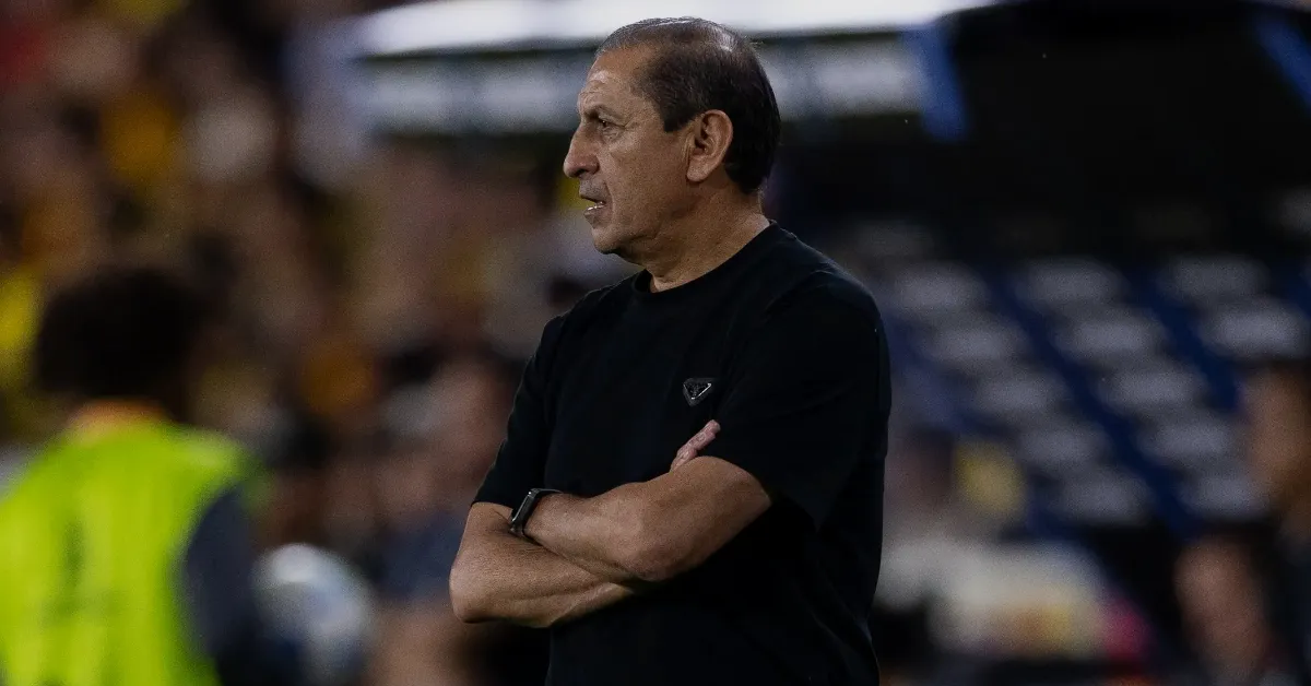 Ramón Díaz e a Busca por Equilíbrio: Inter Muda Táticas para Sobreviver no Brasileirão