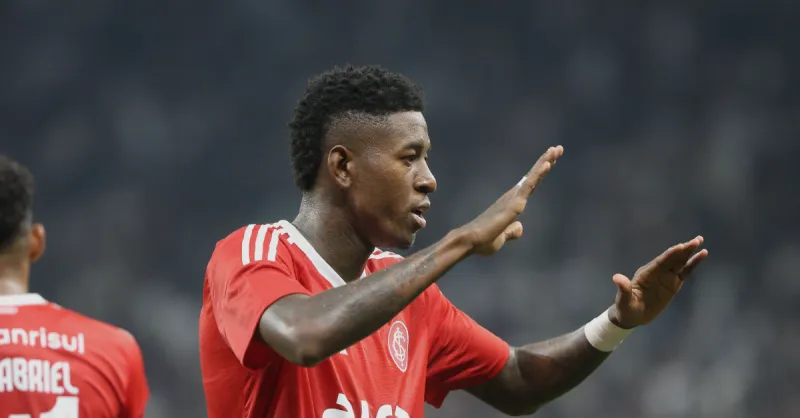 Futuro de Vitão no Internacional: Clubes Europeus e Flamengo na Briga