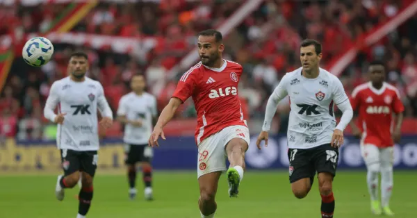 Internacional e Vitória: Confrontos Idênticos Decidem o Futuro no Brasileirão
