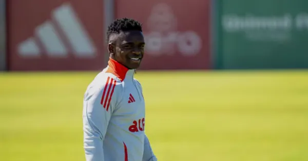 Carbonero: Futuro Incerto no Inter e Sondagem do Botafogo para 2026