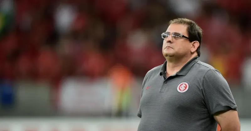 Internacional e Guto Ferreira: Detalhes da Sondagem para o comando em 2026
