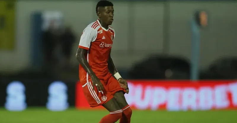 Vitão é vendido ao Flamengo: Inter confirma negócio milionário e detalhes