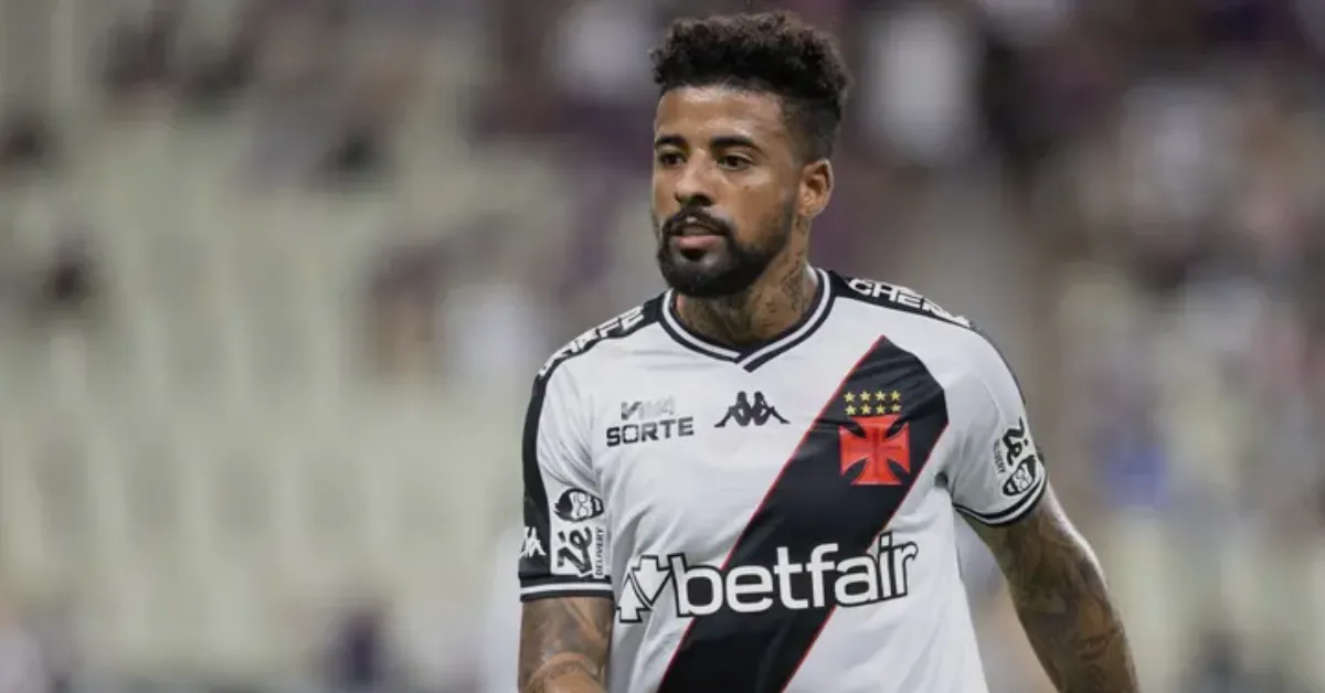 Paulinho é do Inter! Meio-campista assina contrato e detalhes são revelados