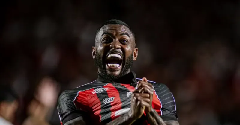 Lateral Ramon: Inter Renova Empréstimo com Titular do Vitória Até Fim de 2026