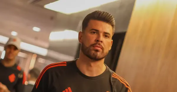 Ivan, goleiro do Inter, perto de acordo com o Remo após ficar fora do Grenal