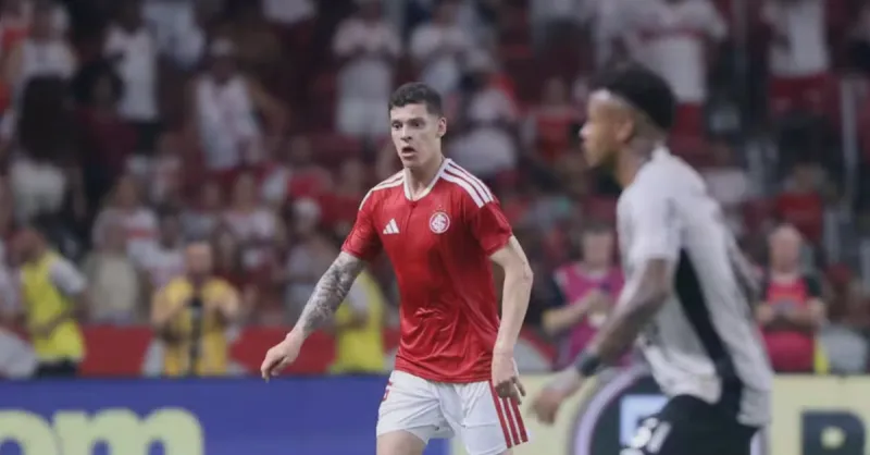 Volante Inesperado Ganha Destaque no Internacional de Pezzolano