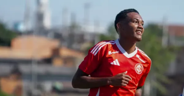 Raykkonen é do Inter: Atacante da Base Assina até 2029 em Contratação Definitiva