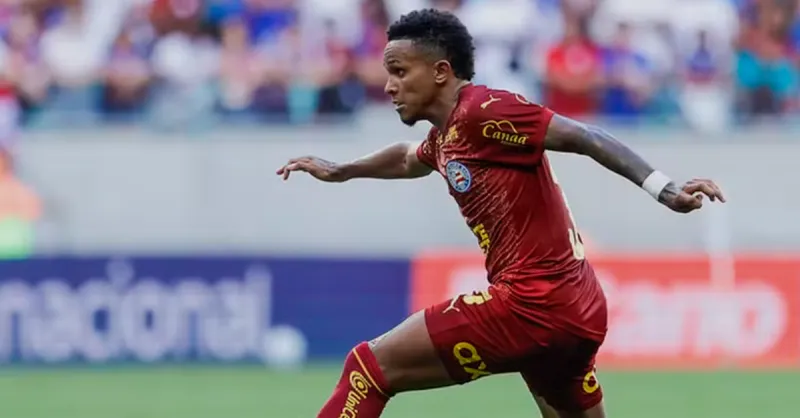 Kayky em Porto Alegre: Atacante oferecido ao Corinthians faz exames e está perto do Inter